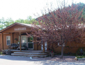 River Falls Lodging -Black Hills, South Dakota, Hot Springs